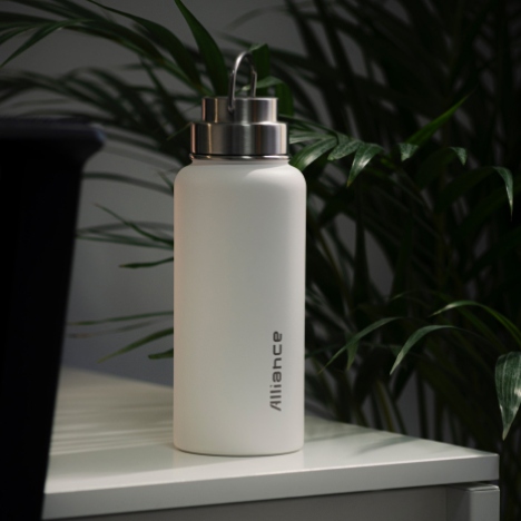 Future AI Water Bottle - Byte Brilliance Tech